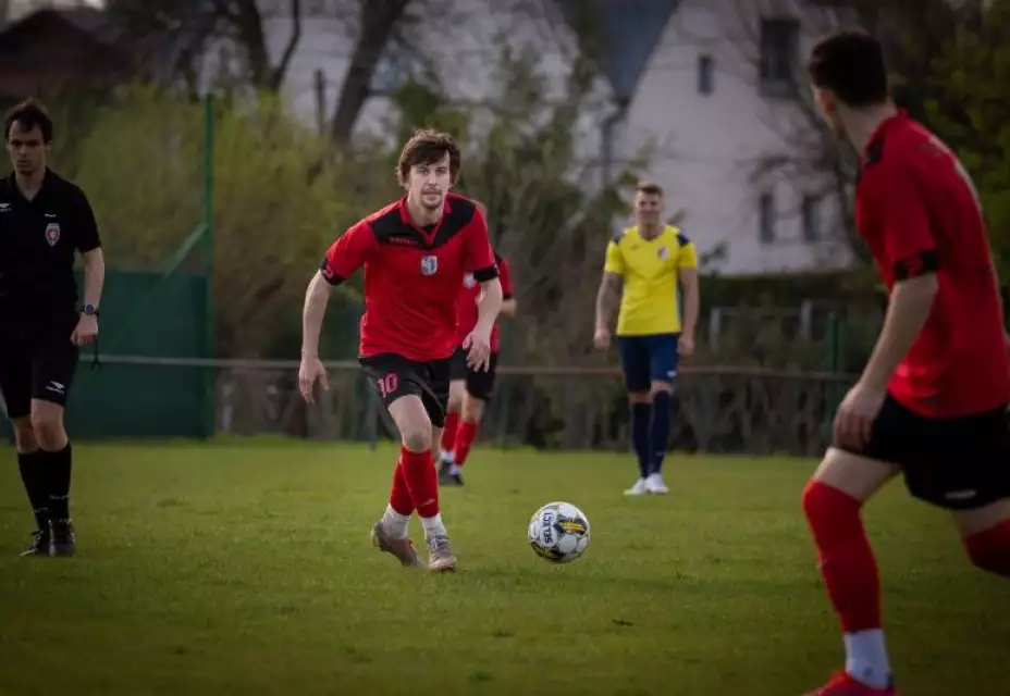 Demolici v derby řídil pětibodový Baron